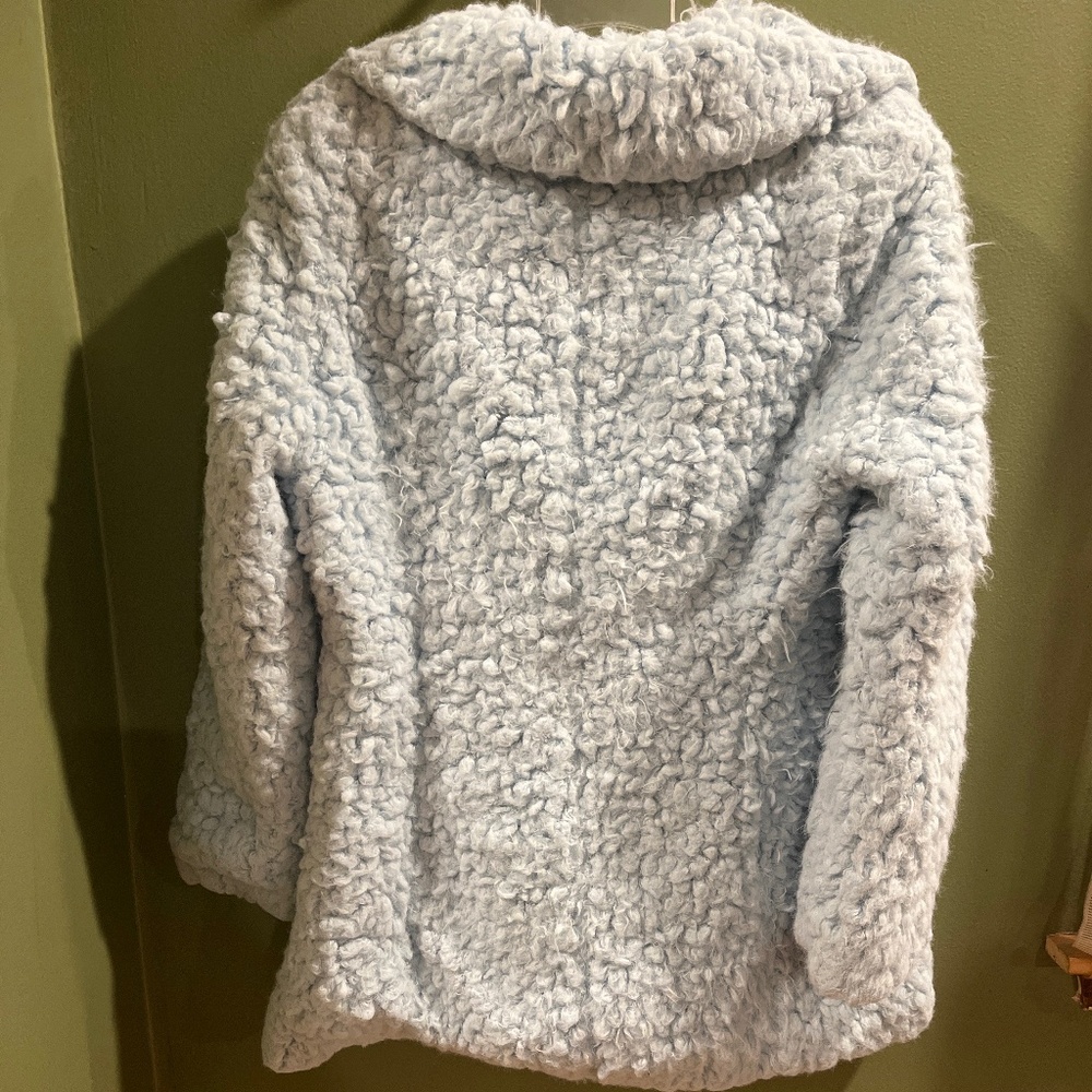 Fuzzy jacket - Picture 2 of 2